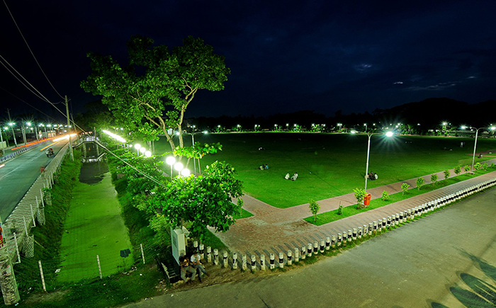 Night View of Bell's Park